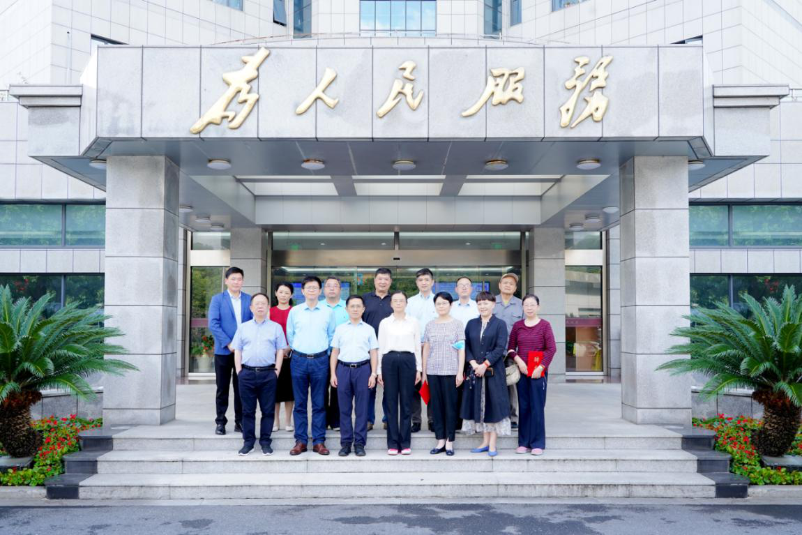 沪上13位专家被聘为“张江镇巩固国际社区健康顾问”