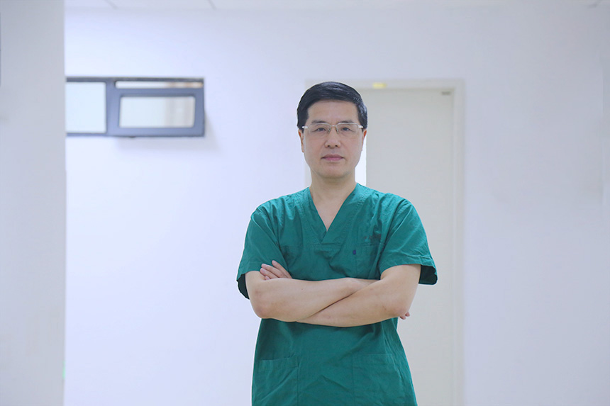 上海中医药大学附属第七人民医院医生跑赢时间，成功抢救一名急性心梗患者