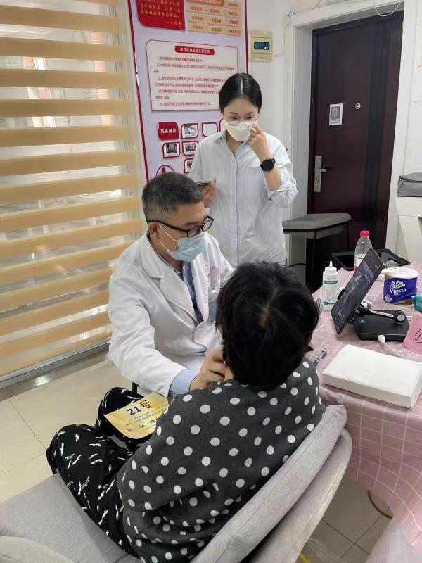 上海十院举办甲状腺专题科普活动 义诊筛查出半数以上有结节